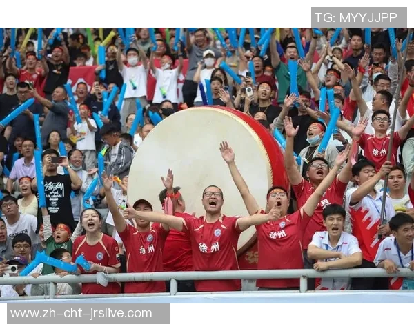 热爱足球的人生旅程与激情碰撞的精彩瞬间