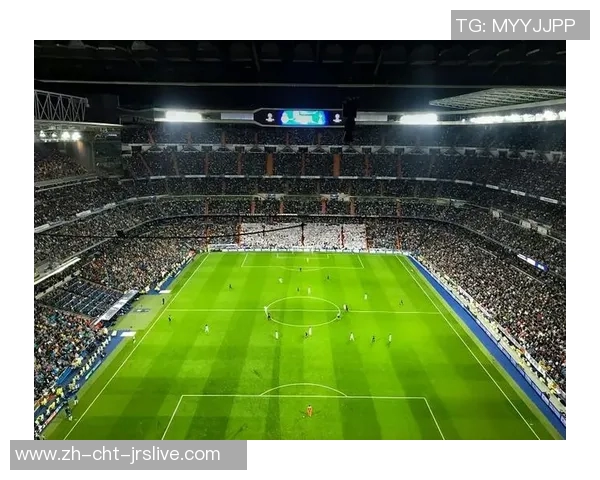 足球激情四溢精彩解说带你领略绿茵场上的每一个瞬间与感动 足球激情四溢精彩解说带你领略绿茵场上的每一个瞬间与感动