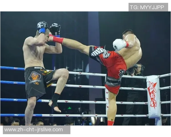 小查维兹与马丁内兹的巅峰对决谁将问鼎拳坛荣耀